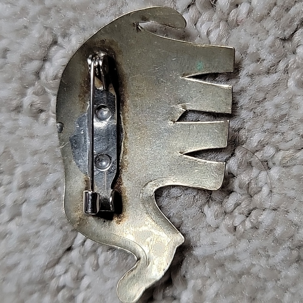 Vintage Silver / Gold Tone Elephant Brooch Approx 2 Inches - Picture 3 of 3